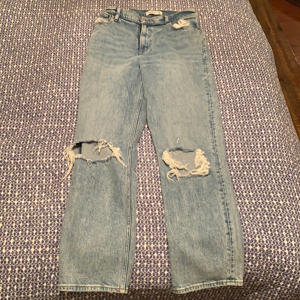 Abercrombie 90 straight ultra high rise